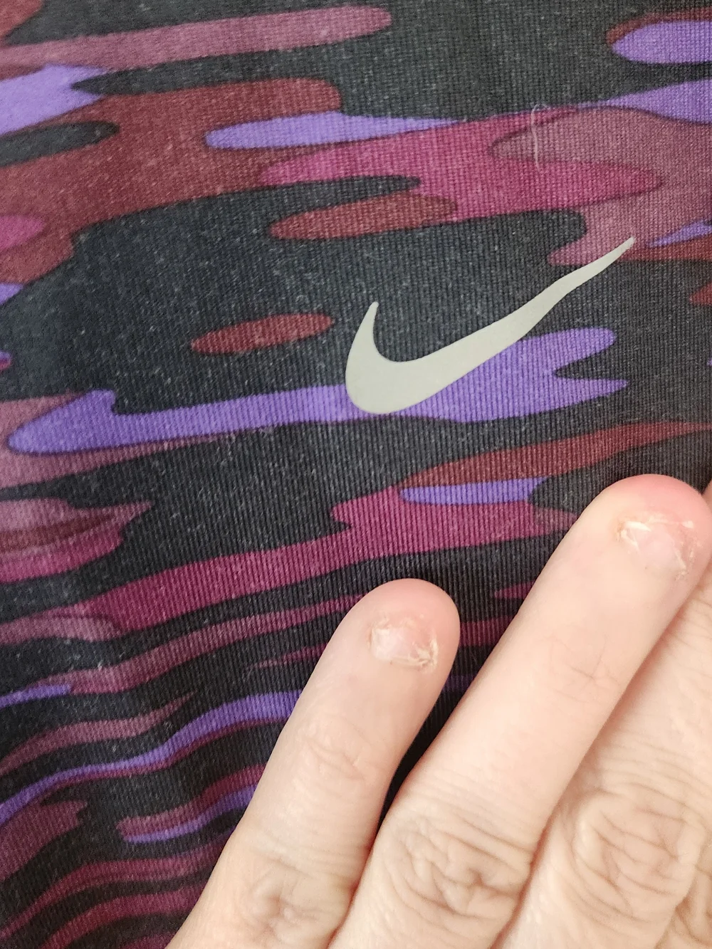 Nike Purple & Black Womens Patterned Capri Leggings L Euc